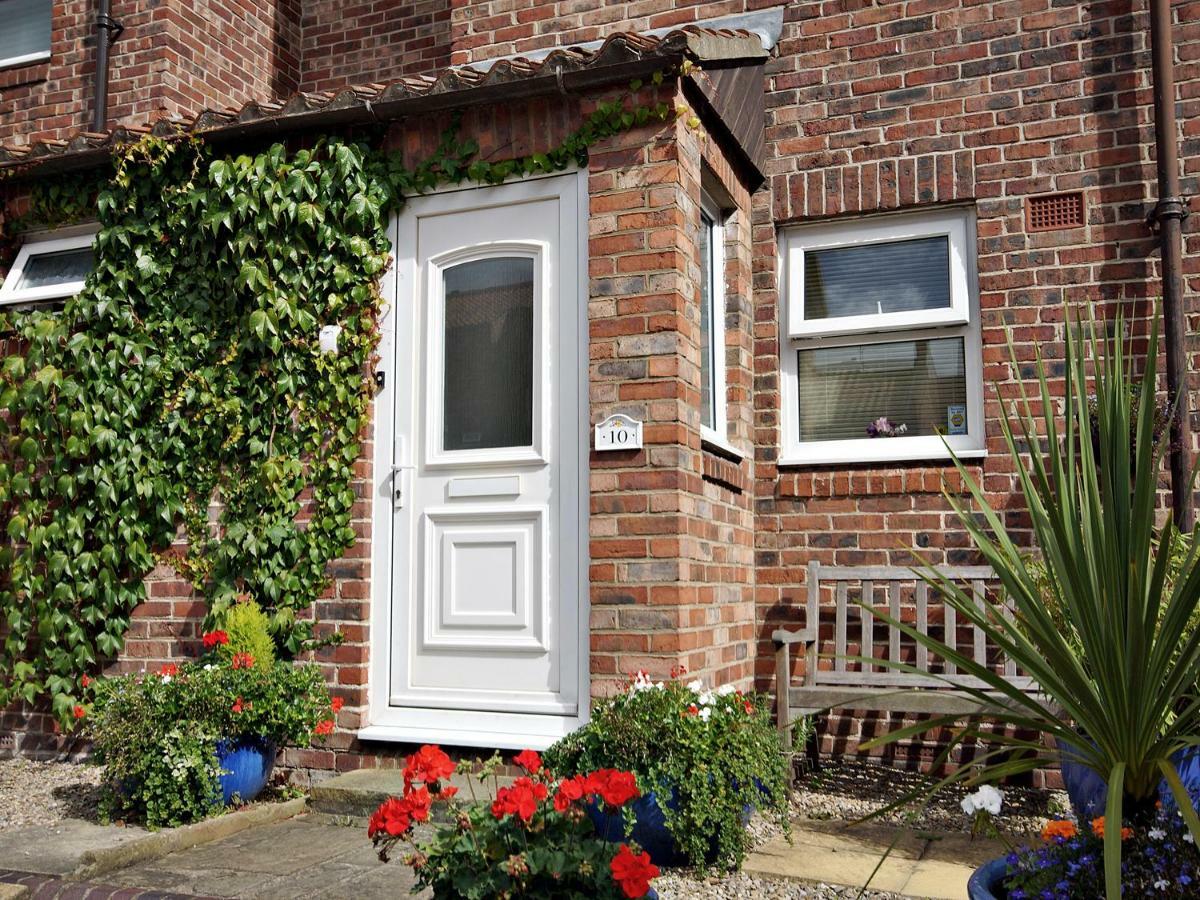 10 Pear Tree Court Holiday home